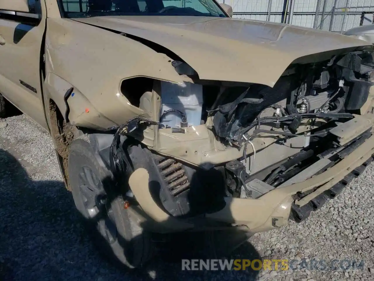 9 Photograph of a damaged car 5TFSZ5AN0LX217744 TOYOTA TACOMA 2020