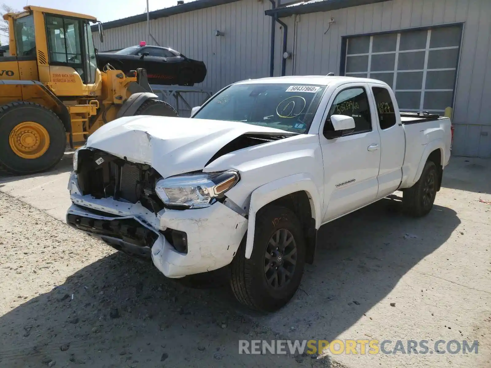 2 Photograph of a damaged car 5TFSZ5AN0LX218988 TOYOTA TACOMA 2020