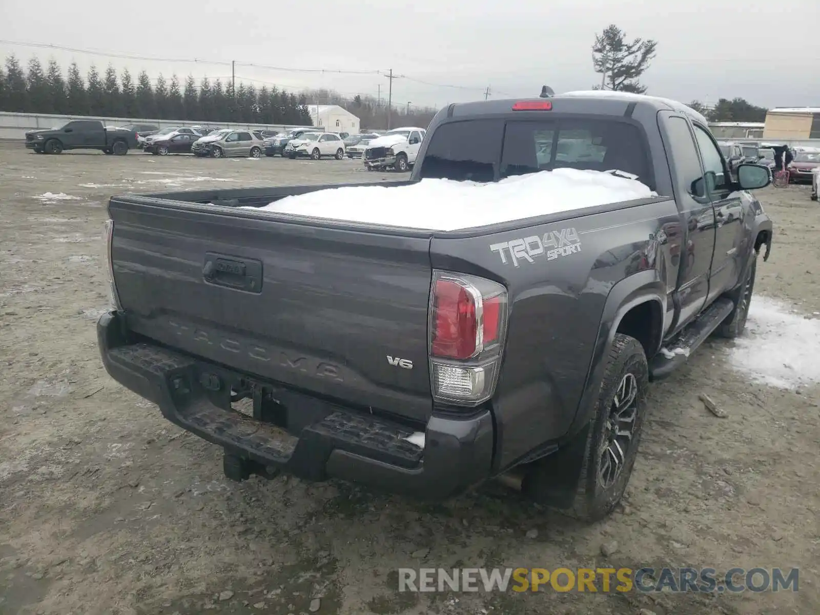 4 Photograph of a damaged car 5TFSZ5AN1LX216649 TOYOTA TACOMA 2020