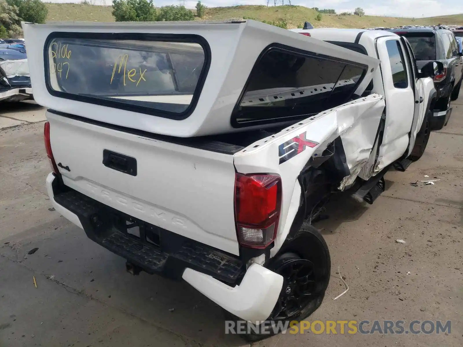 4 Photograph of a damaged car 5TFSZ5AN4LX216418 TOYOTA TACOMA 2020