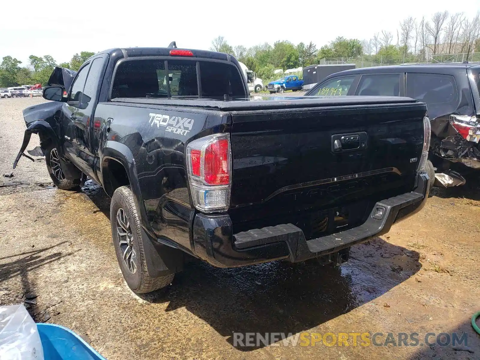 3 Photograph of a damaged car 5TFSZ5AN6LX215321 TOYOTA TACOMA 2020