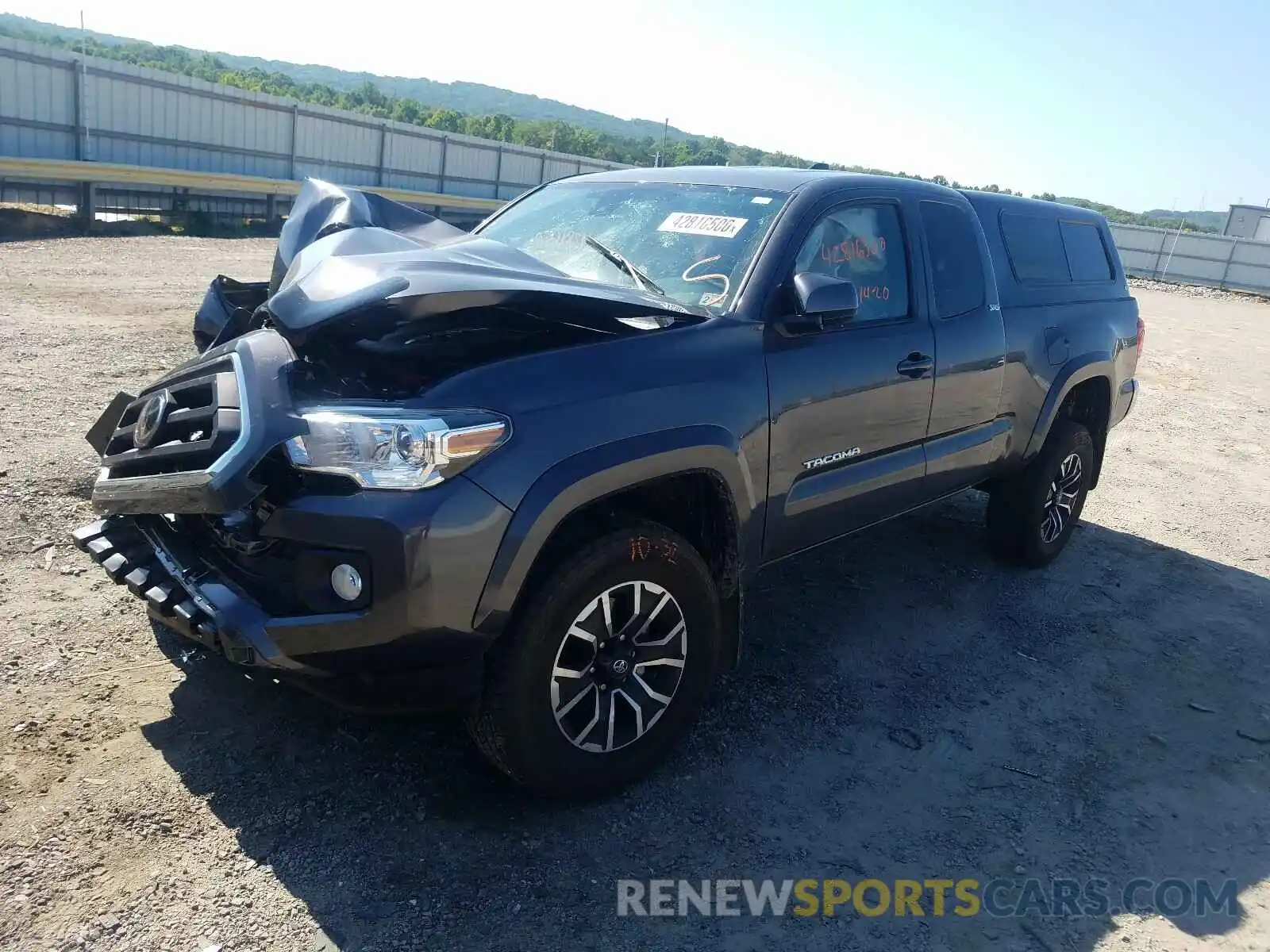 2 Photograph of a damaged car 5TFSZ5AN6LX216212 TOYOTA TACOMA 2020