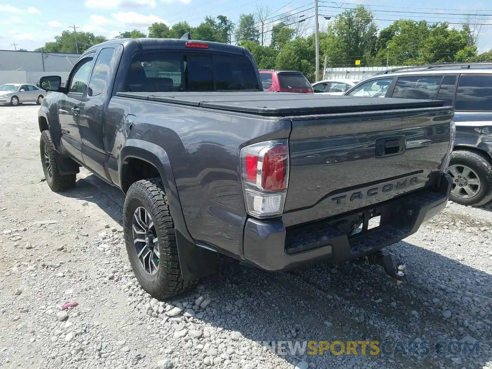 3 Photograph of a damaged car 5TFSZ5AN6LX216291 TOYOTA TACOMA 2020