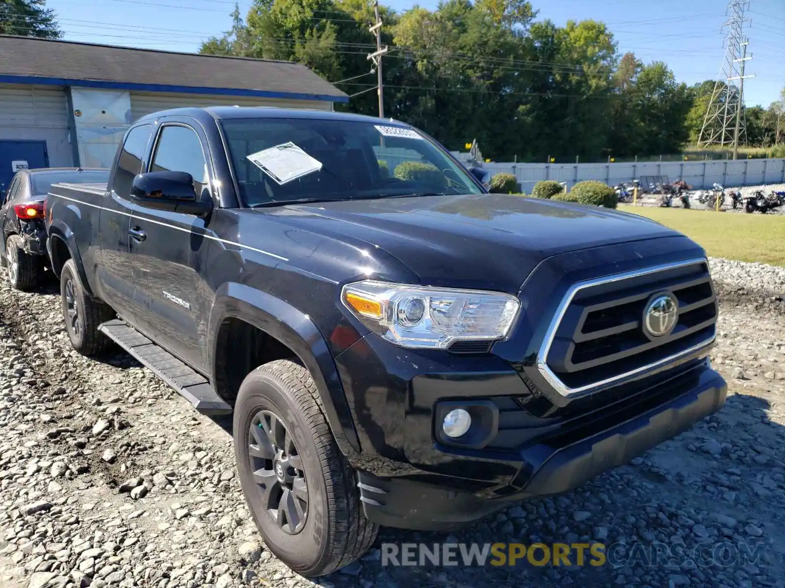 1 Photograph of a damaged car 5TFSZ5AN7LX222052 TOYOTA TACOMA 2020