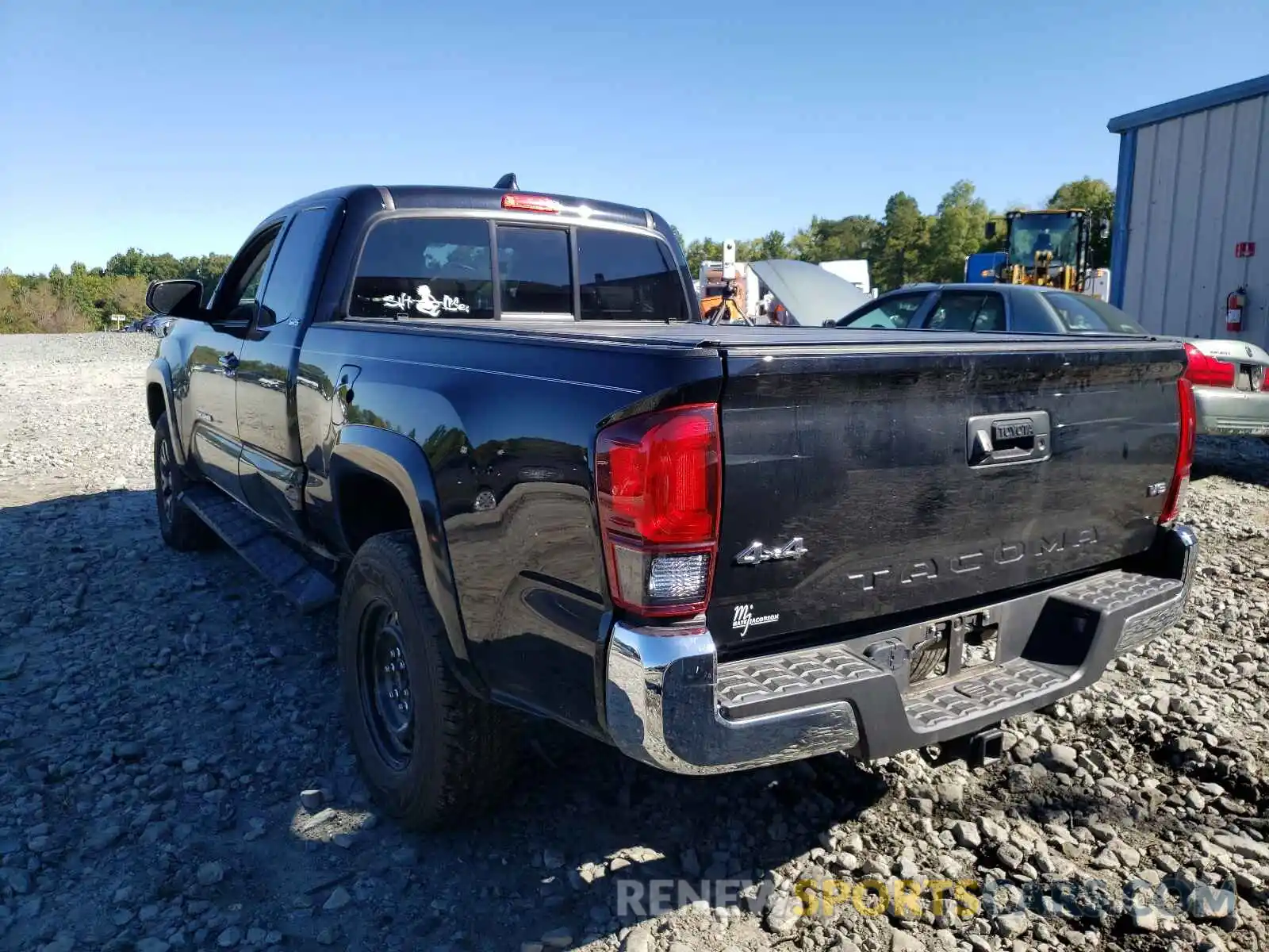 3 Photograph of a damaged car 5TFSZ5AN7LX222052 TOYOTA TACOMA 2020