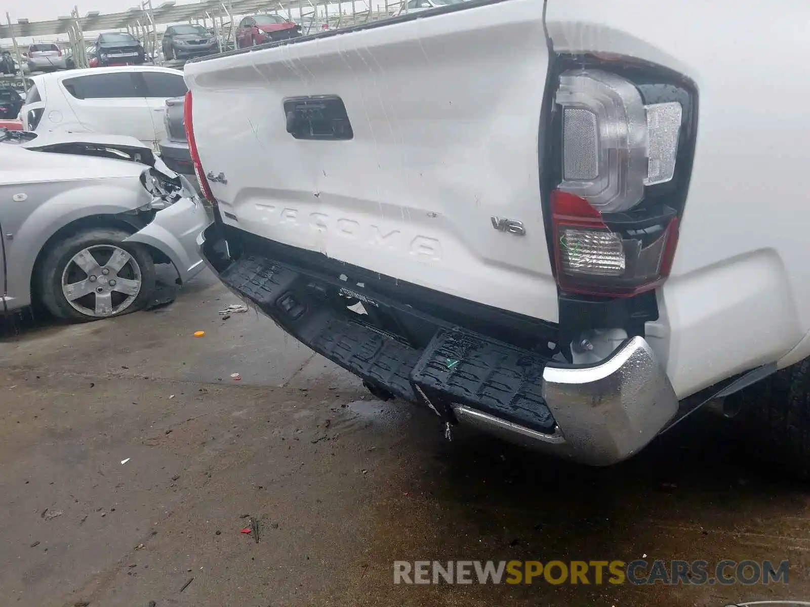 9 Photograph of a damaged car JTMDZ5BN1LM080729 TOYOTA TACOMA 2020