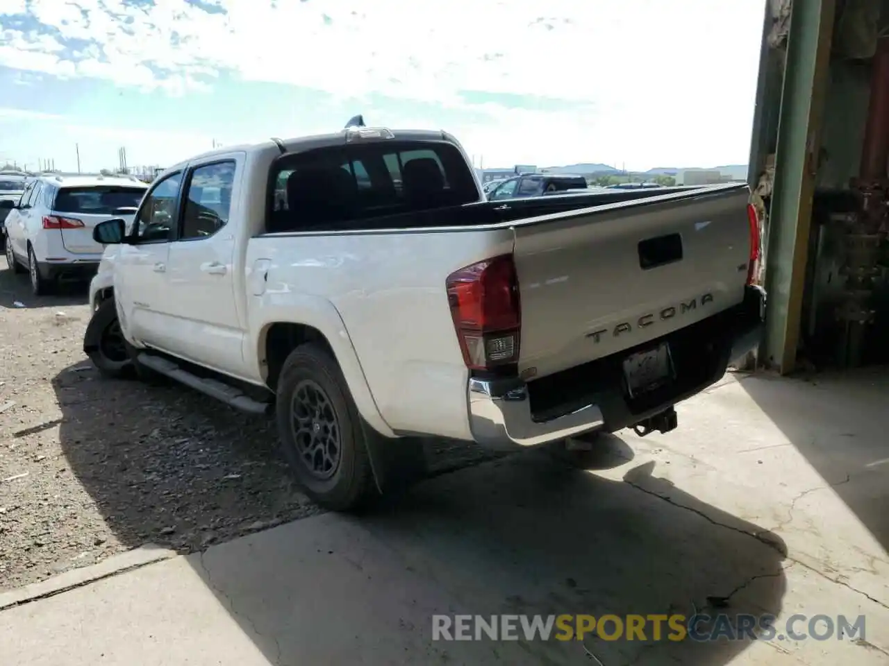 3 Фотография поврежденного автомобиля 3TMAZ5CN0MM146190 TOYOTA TACOMA 2021