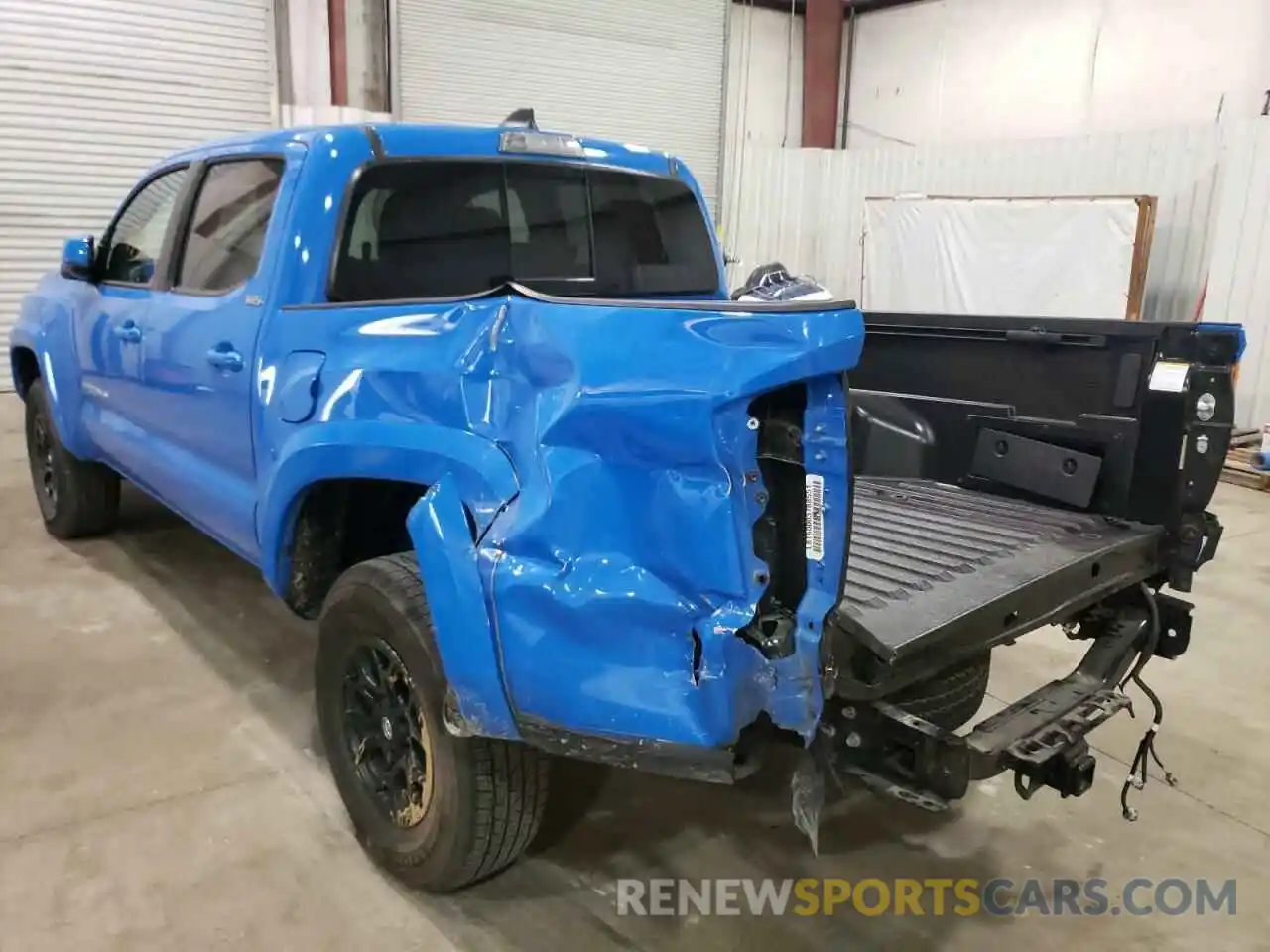 3 Photograph of a damaged car 3TMAZ5CN0MM146318 TOYOTA TACOMA 2021