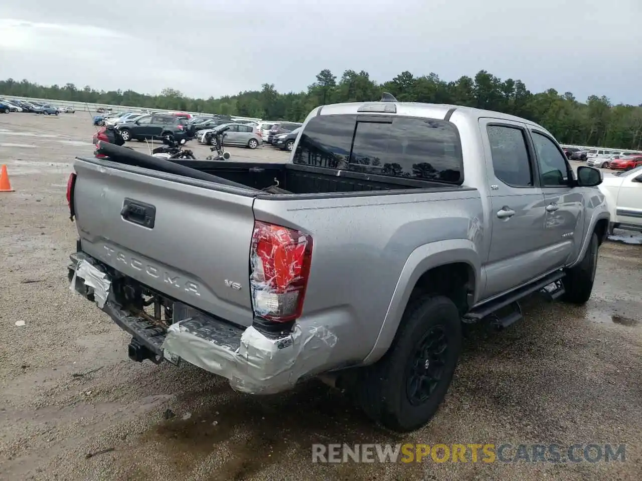 4 Photograph of a damaged car 3TMAZ5CN0MM148537 TOYOTA TACOMA 2021