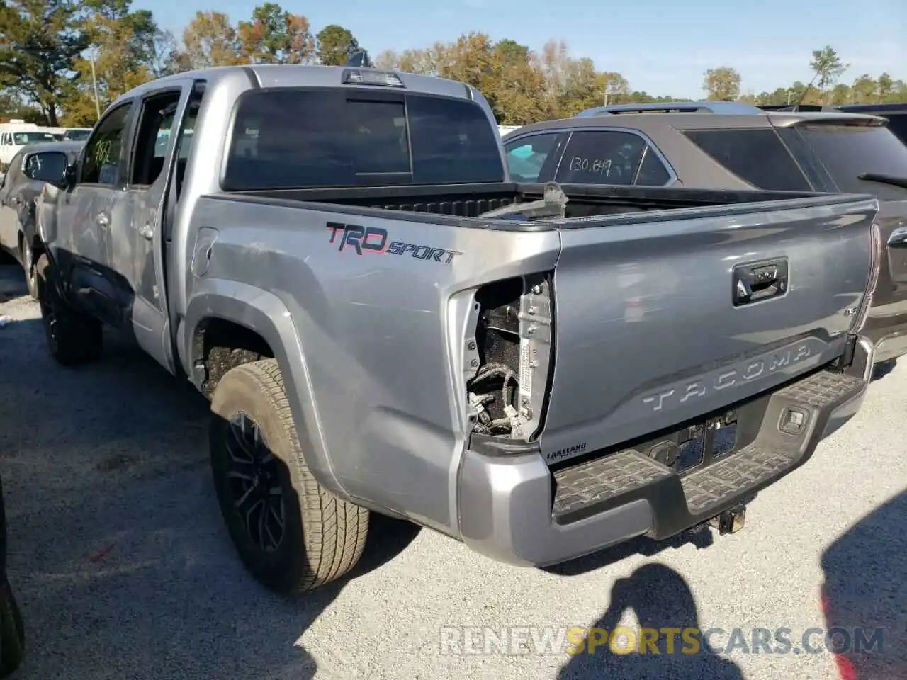 3 Photograph of a damaged car 3TMAZ5CN0MM150644 TOYOTA TACOMA 2021