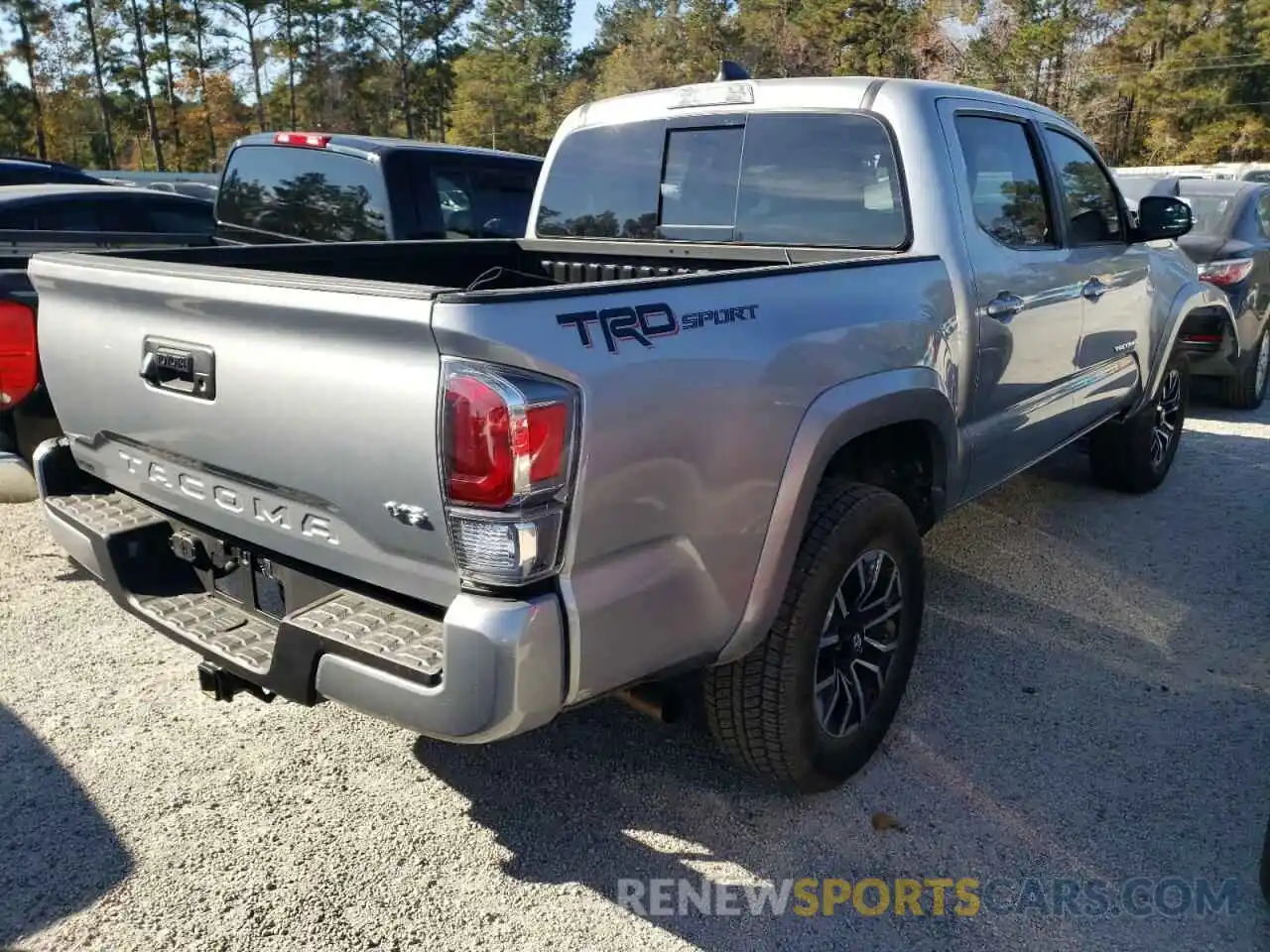 4 Photograph of a damaged car 3TMAZ5CN0MM150644 TOYOTA TACOMA 2021