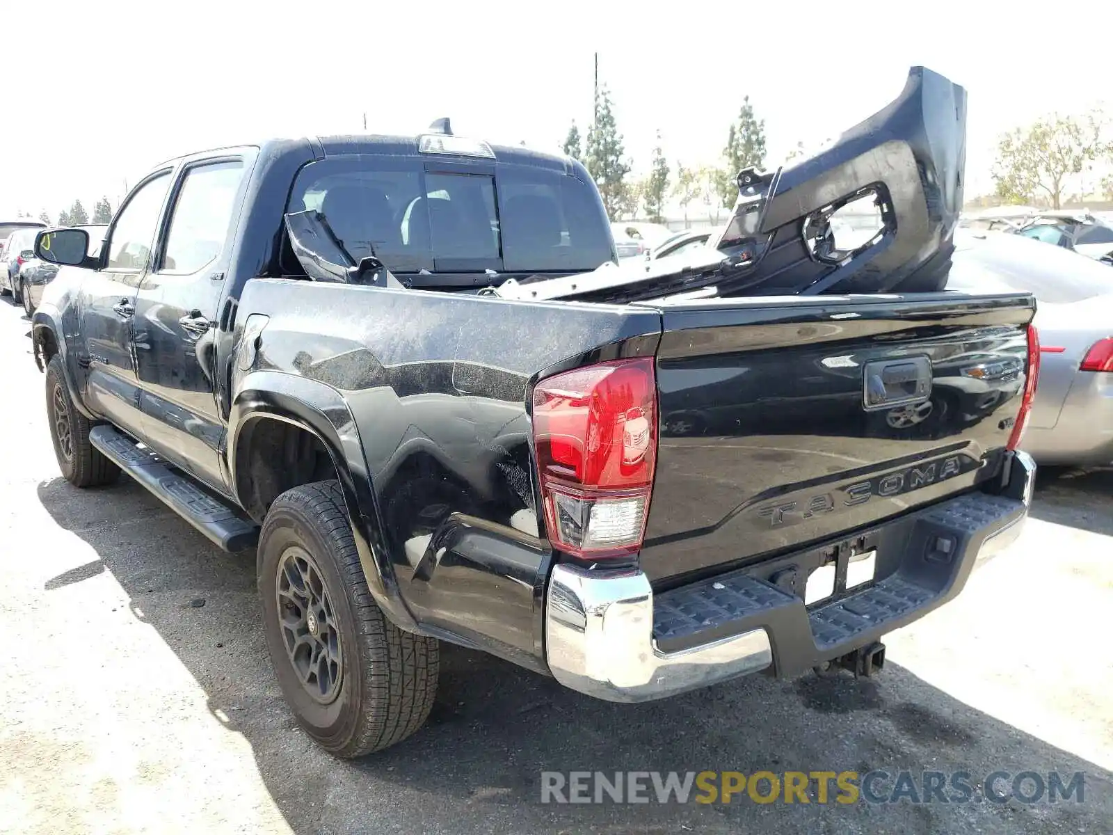 3 Photograph of a damaged car 3TMAZ5CN1MM143136 TOYOTA TACOMA 2021