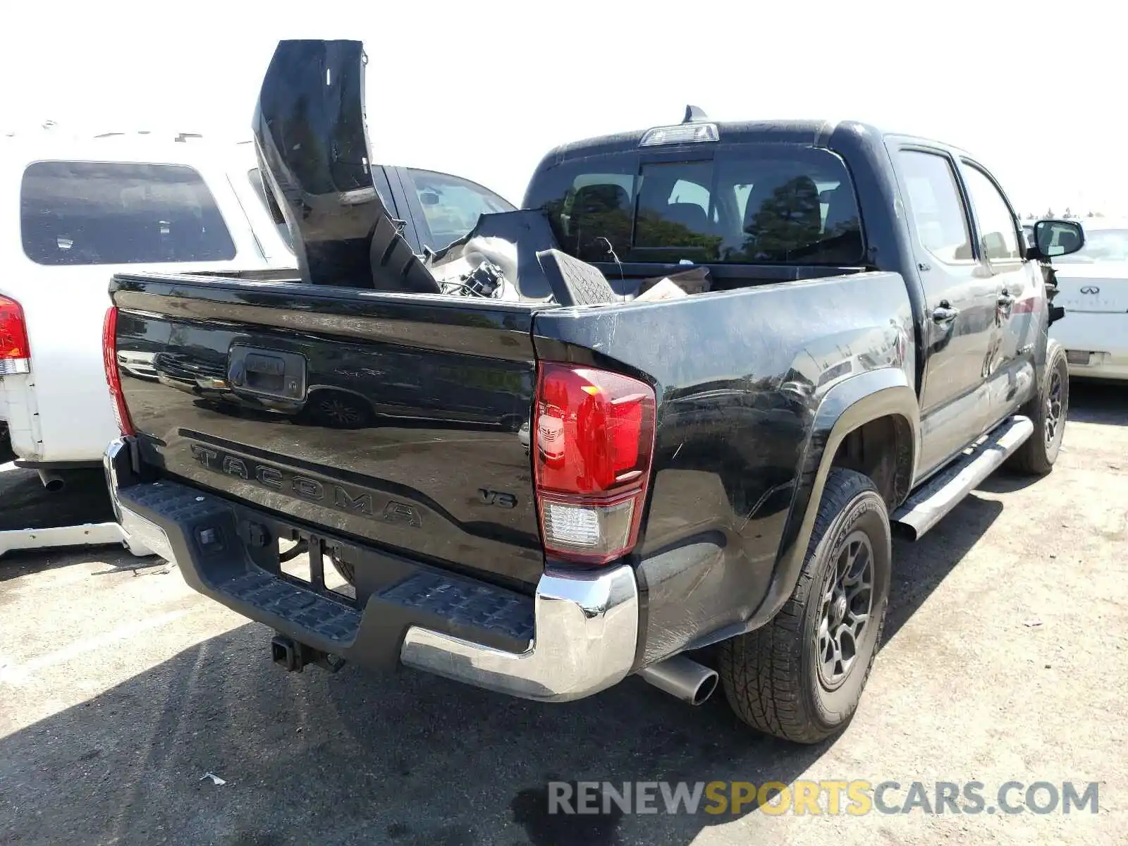 4 Photograph of a damaged car 3TMAZ5CN1MM143136 TOYOTA TACOMA 2021