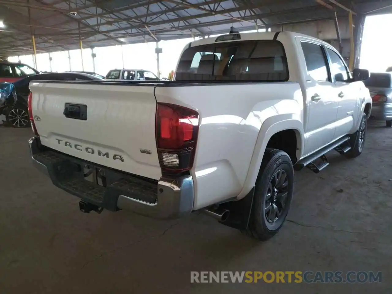 4 Фотография поврежденного автомобиля 3TMAZ5CN1MM146814 TOYOTA TACOMA 2021