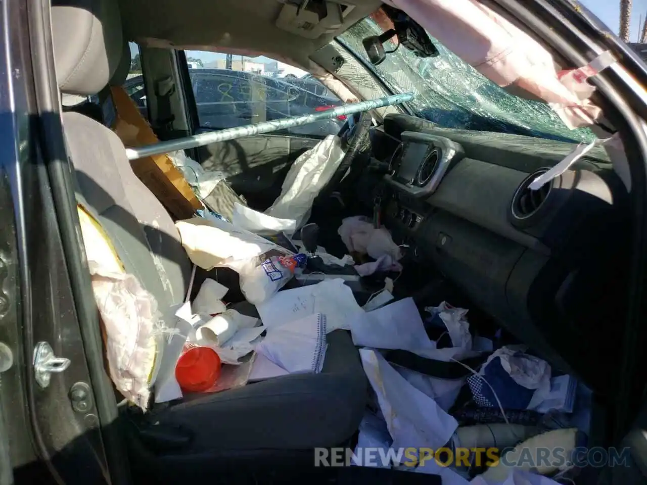 5 Photograph of a damaged car 3TMAZ5CN1MM151916 TOYOTA TACOMA 2021