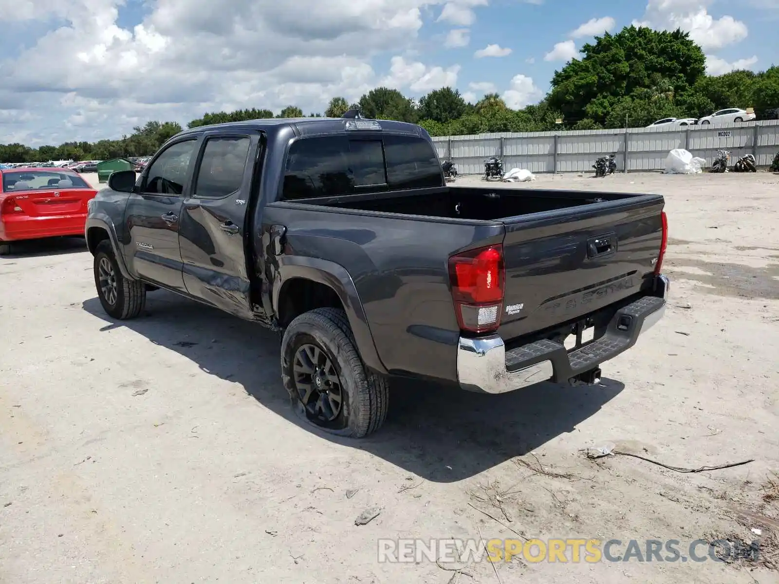 3 Photograph of a damaged car 3TMAZ5CN1MM152449 TOYOTA TACOMA 2021