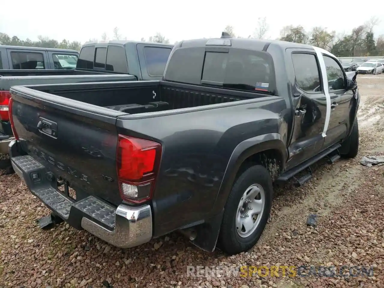 4 Photograph of a damaged car 3TMAZ5CN1MM152547 TOYOTA TACOMA 2021