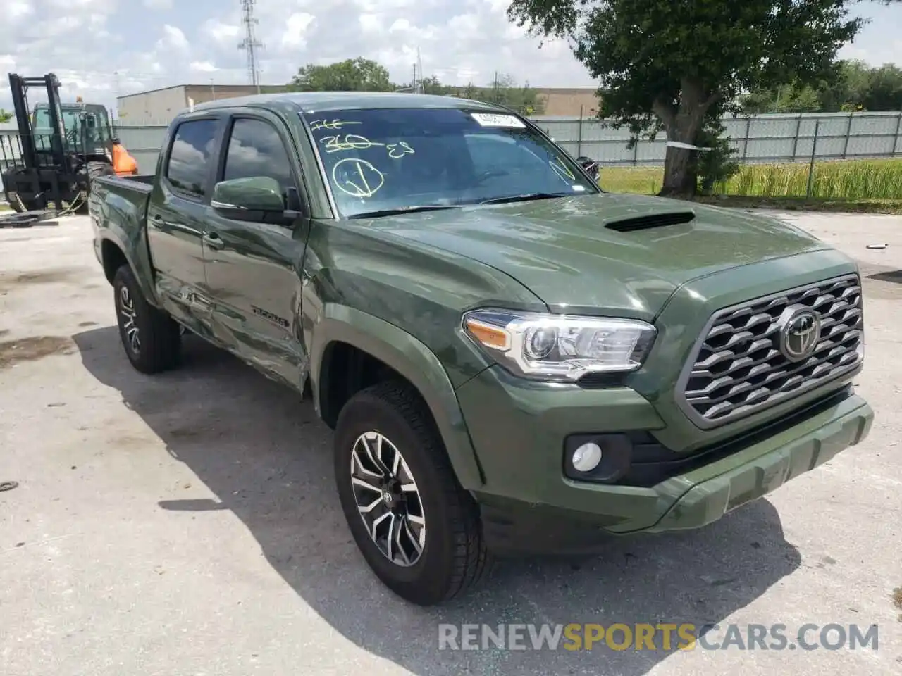 1 Photograph of a damaged car 3TMAZ5CN1MM154718 TOYOTA TACOMA 2021