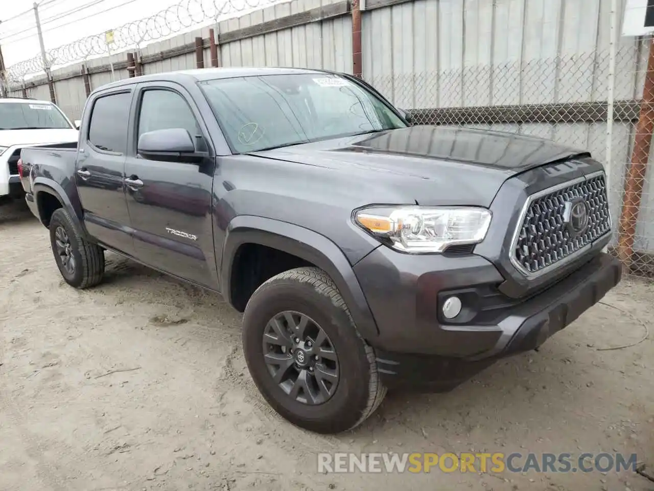 1 Фотография поврежденного автомобиля 3TMAZ5CN2MM144909 TOYOTA TACOMA 2021