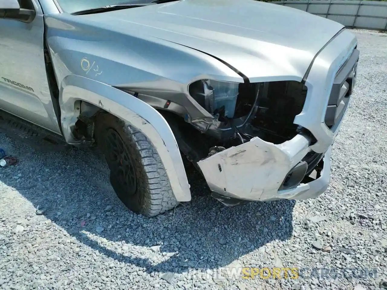 9 Photograph of a damaged car 3TMAZ5CN2MM150127 TOYOTA TACOMA 2021