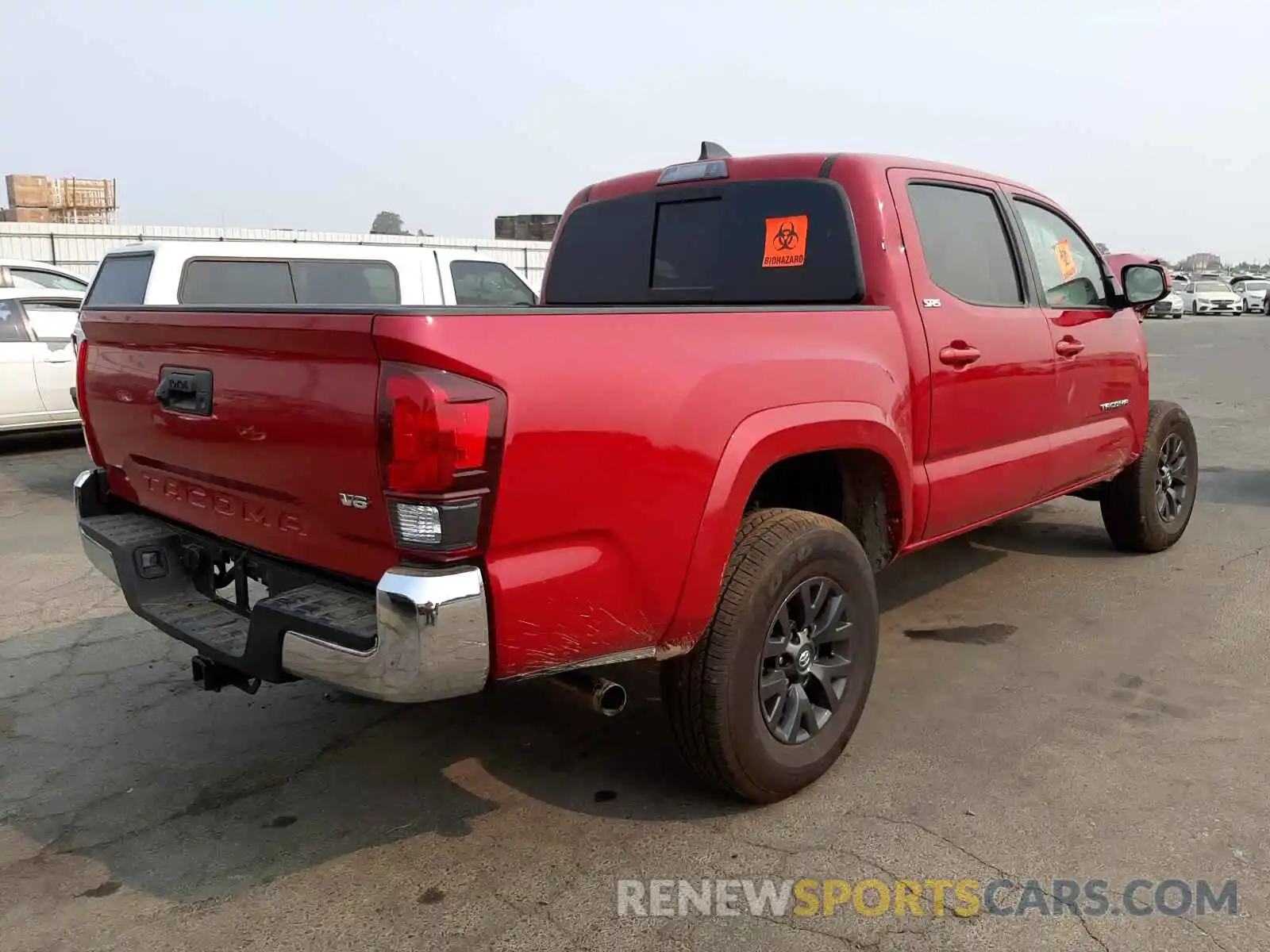 4 Photograph of a damaged car 3TMAZ5CN2MM154808 TOYOTA TACOMA 2021