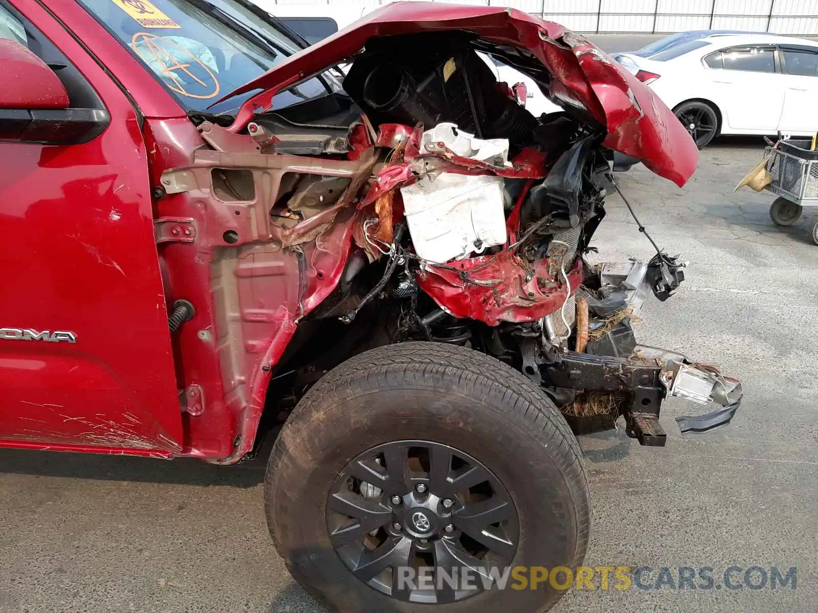 9 Photograph of a damaged car 3TMAZ5CN2MM154808 TOYOTA TACOMA 2021