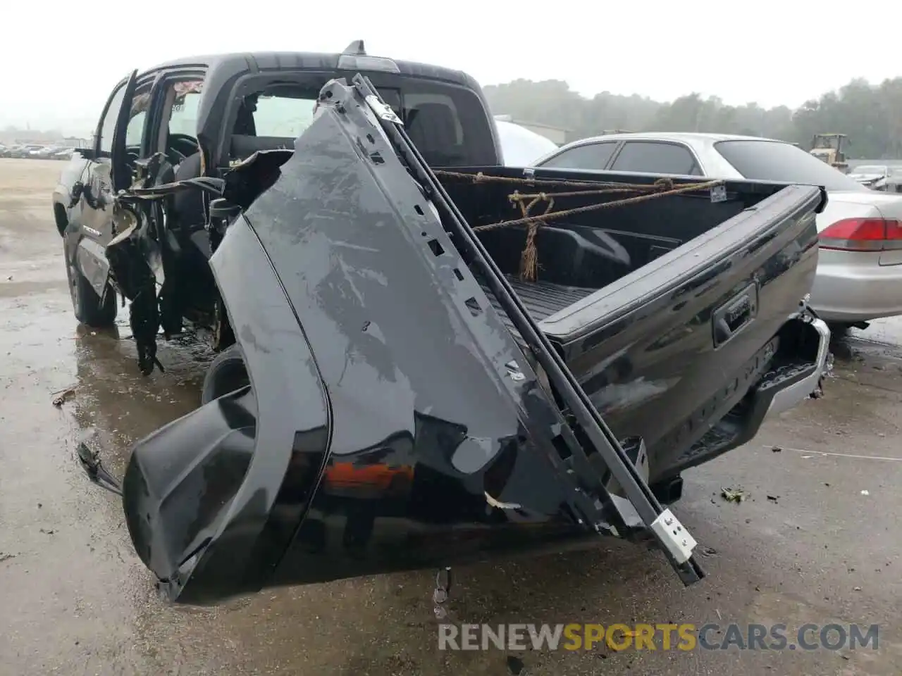 3 Photograph of a damaged car 3TMAZ5CN3MM142392 TOYOTA TACOMA 2021