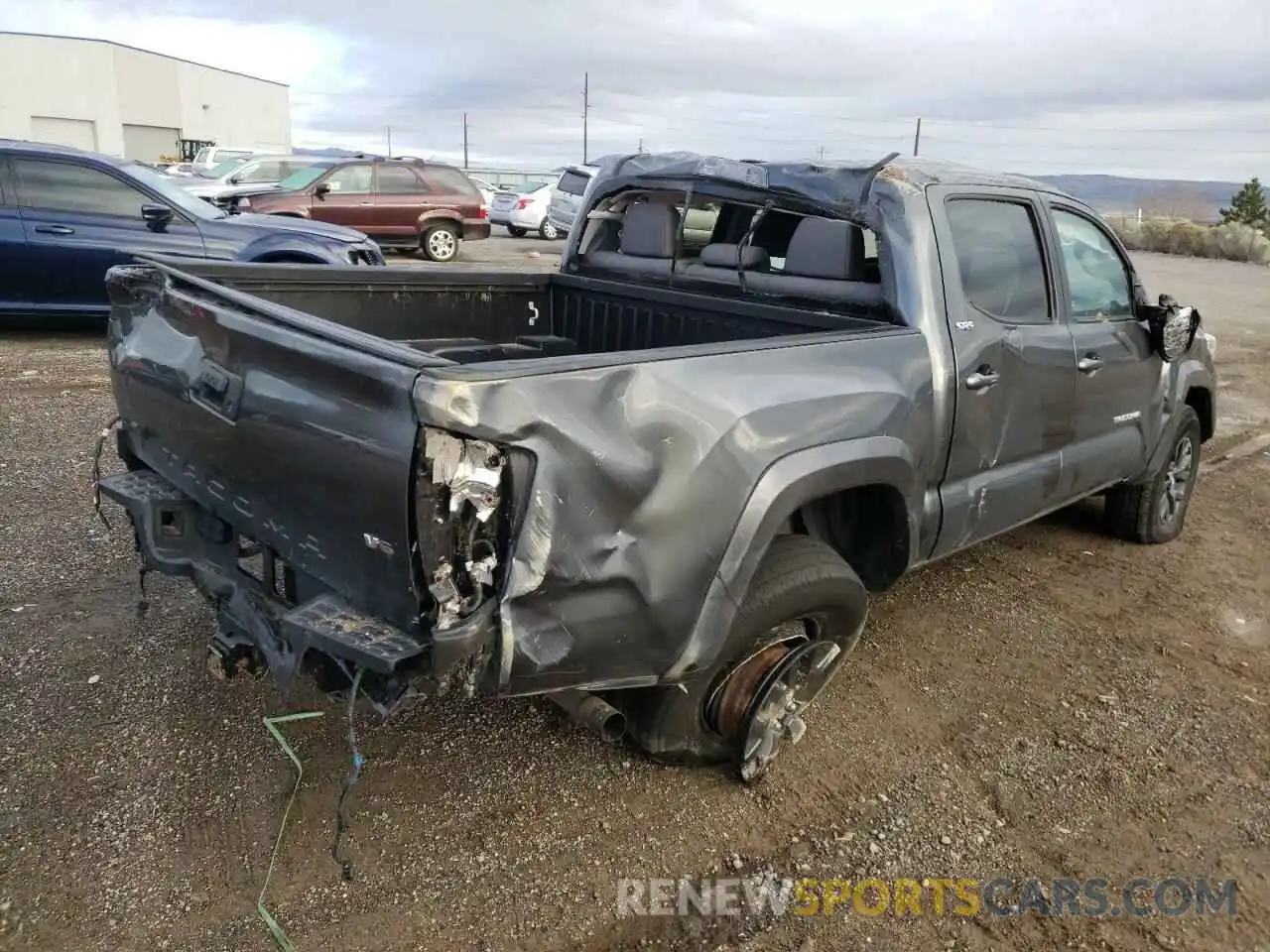 4 Photograph of a damaged car 3TMAZ5CN3MM147690 TOYOTA TACOMA 2021