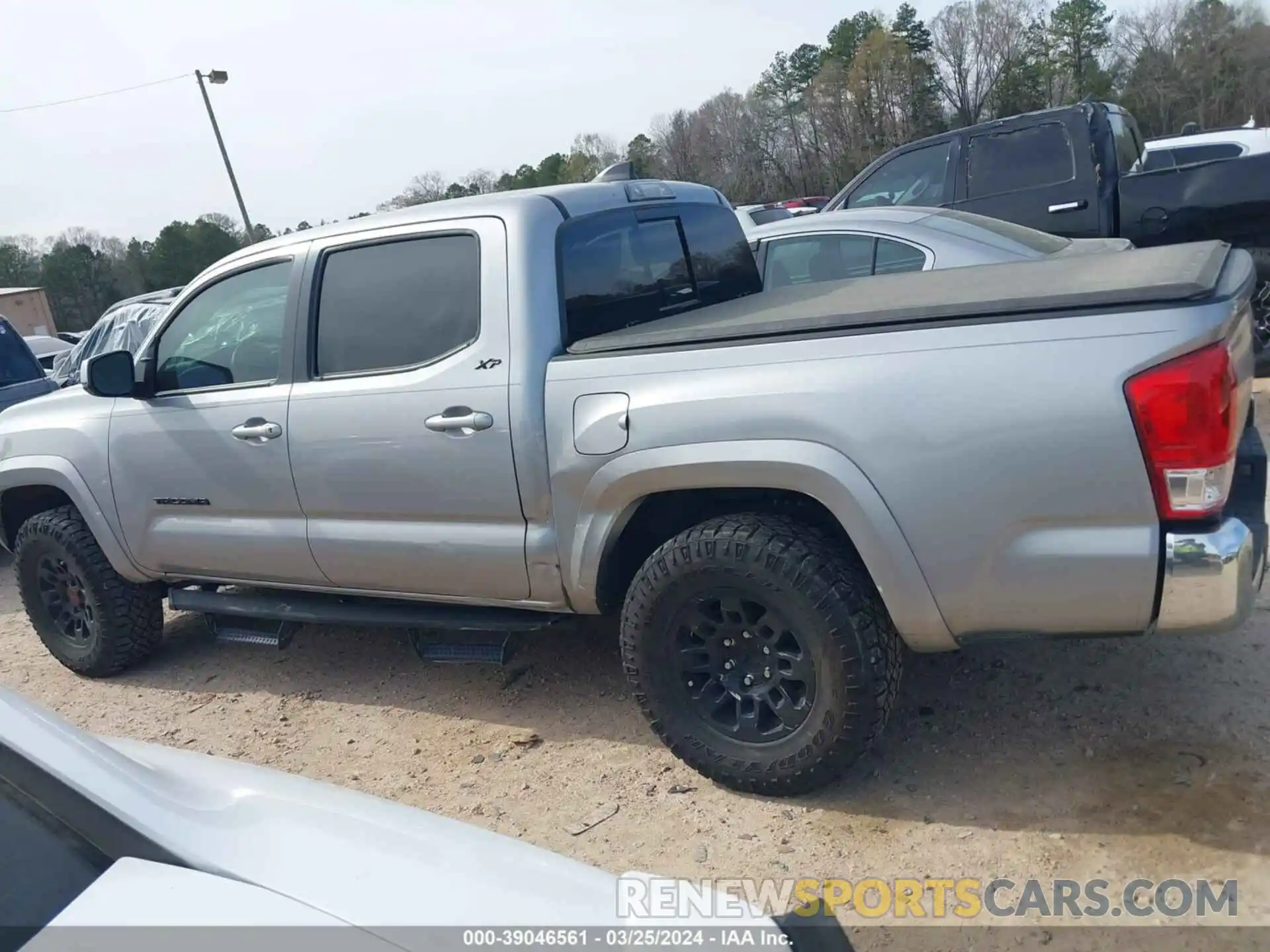 14 Photograph of a damaged car 3TMAZ5CN3MM153263 TOYOTA TACOMA 2021