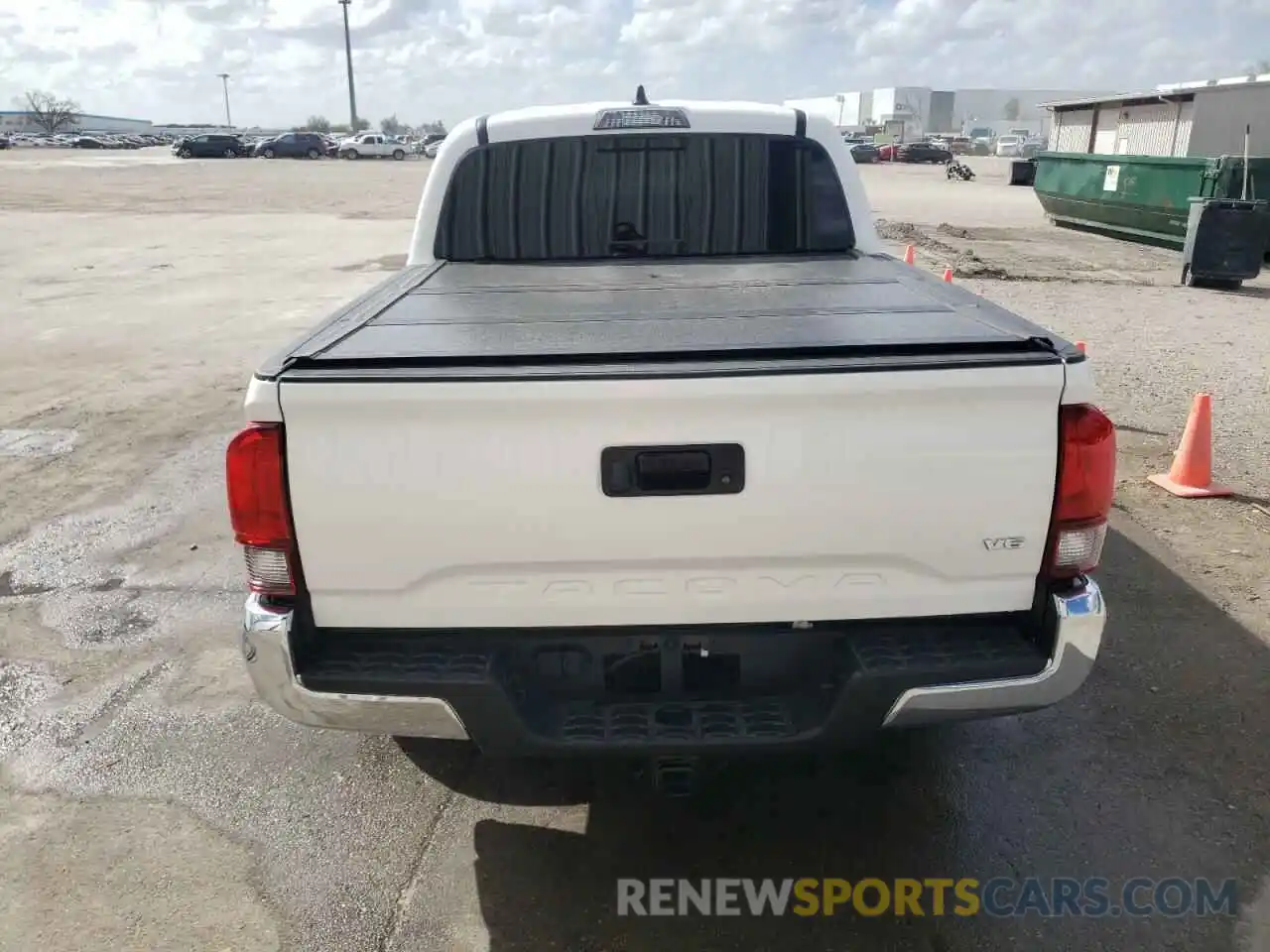 9 Photograph of a damaged car 3TMAZ5CN4MM156964 TOYOTA TACOMA 2021