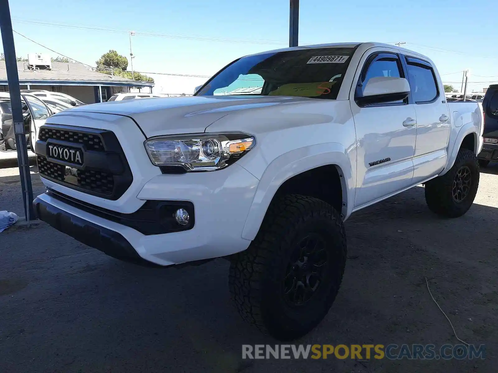 2 Photograph of a damaged car 3TMAZ5CN5MM142779 TOYOTA TACOMA 2021