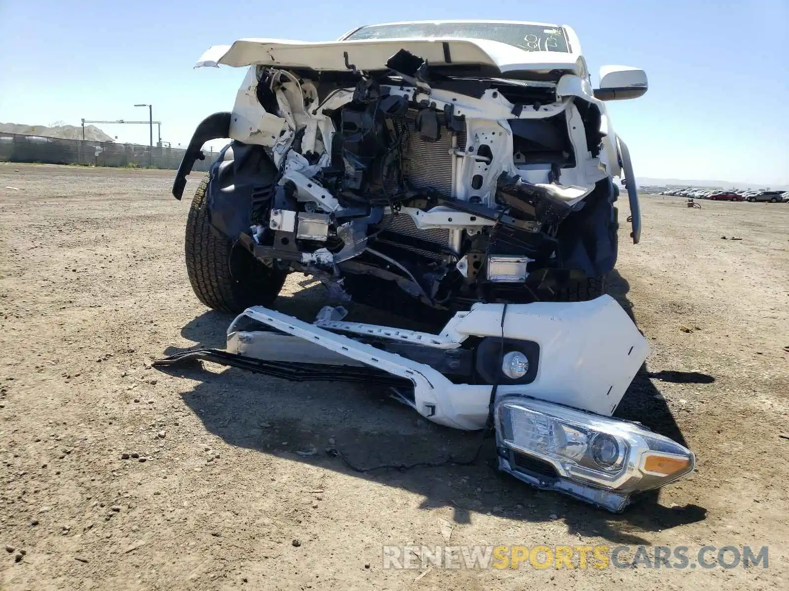 9 Photograph of a damaged car 3TMAZ5CN5MM145827 TOYOTA TACOMA 2021