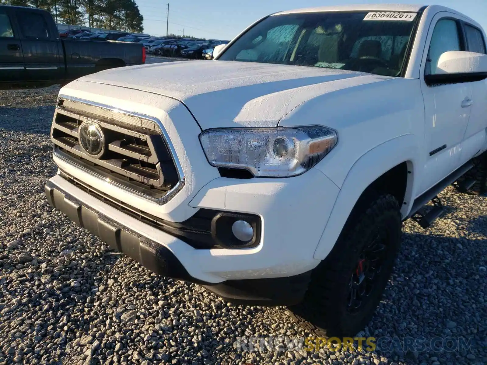 9 Photograph of a damaged car 3TMAZ5CN5MM147271 TOYOTA TACOMA 2021