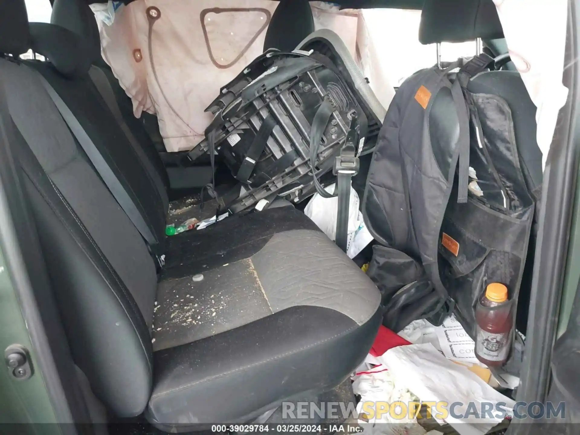 8 Photograph of a damaged car 3TMAZ5CN5MM155712 TOYOTA TACOMA 2021