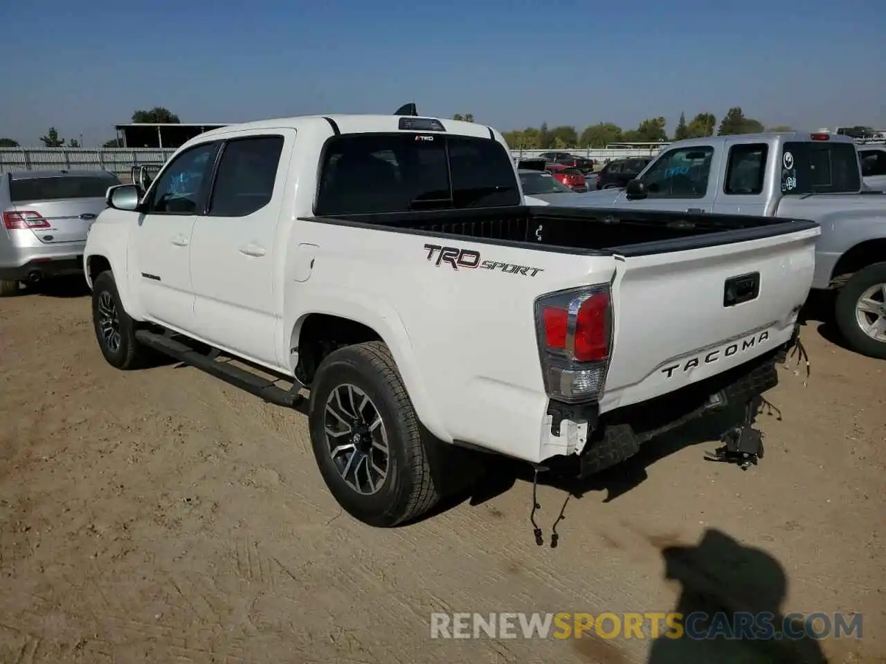 3 Фотография поврежденного автомобиля 3TMAZ5CN6MM140880 TOYOTA TACOMA 2021