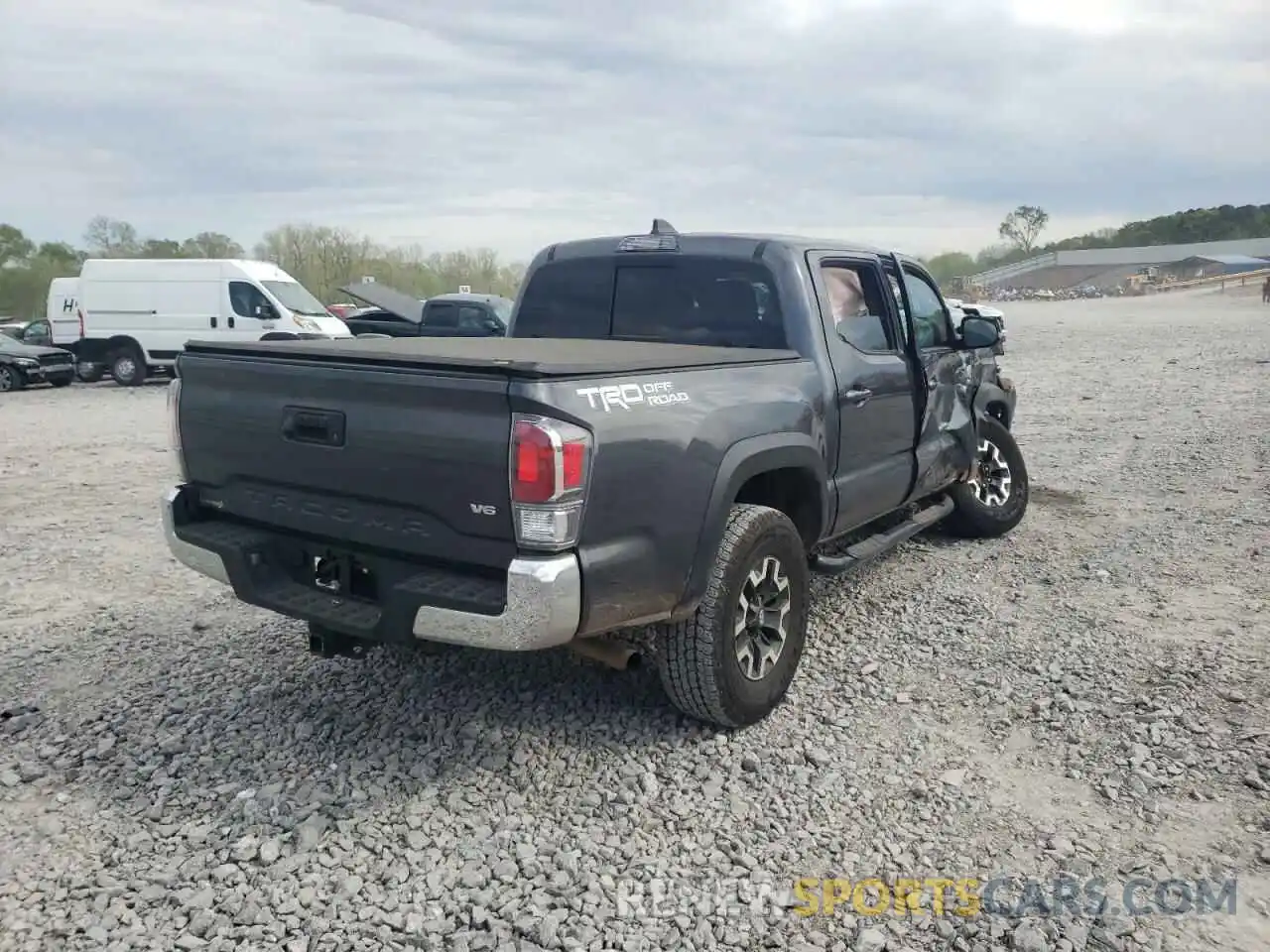 4 Фотография поврежденного автомобиля 3TMAZ5CN6MM142418 TOYOTA TACOMA 2021