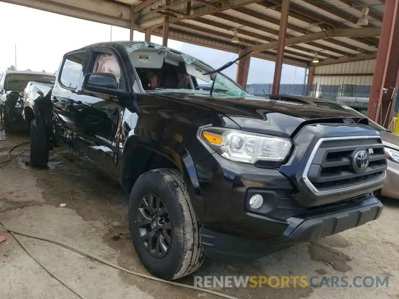 1 Photograph of a damaged car 3TMAZ5CN6MM142452 TOYOTA TACOMA 2021