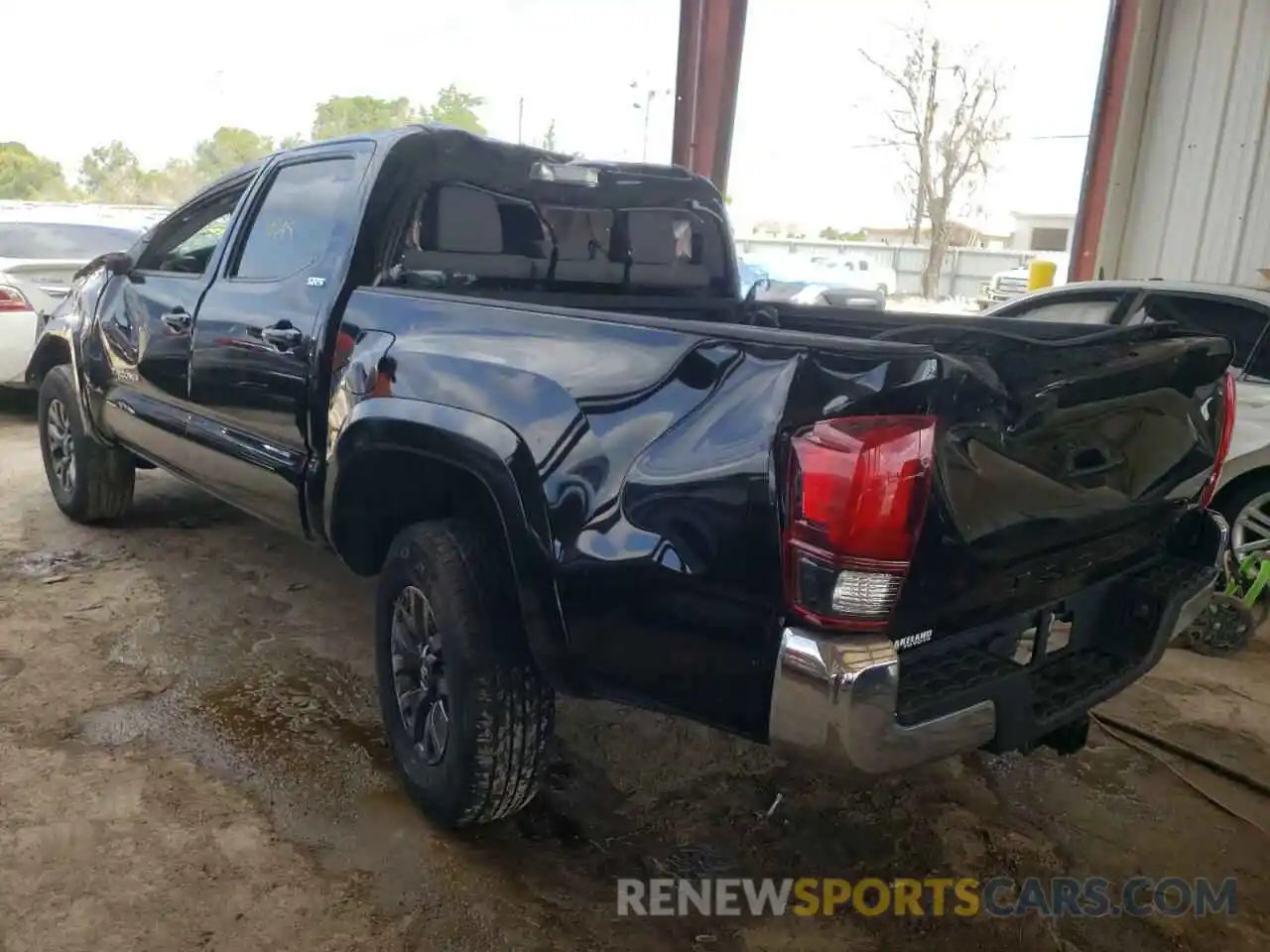 3 Photograph of a damaged car 3TMAZ5CN6MM142452 TOYOTA TACOMA 2021