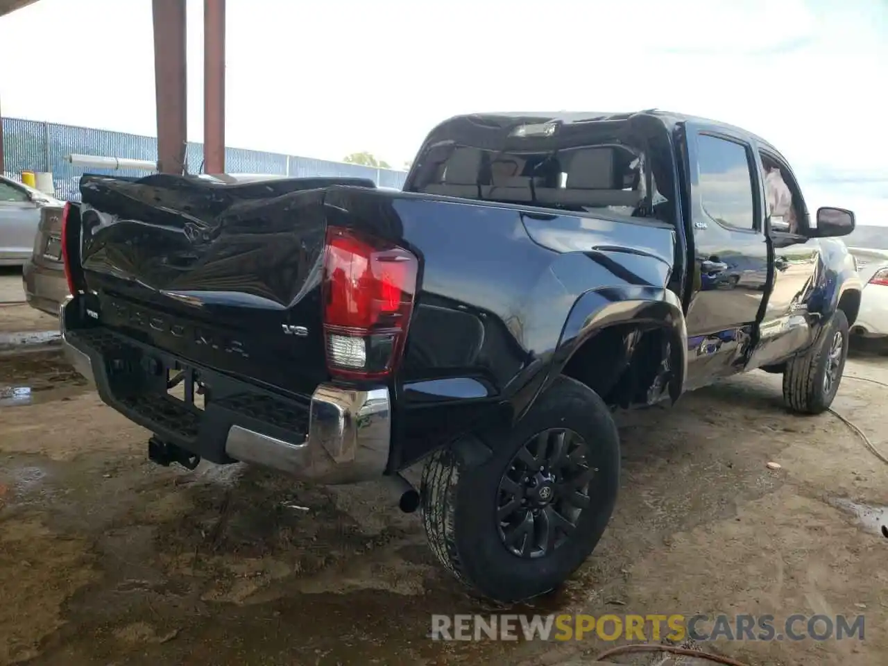 4 Photograph of a damaged car 3TMAZ5CN6MM142452 TOYOTA TACOMA 2021