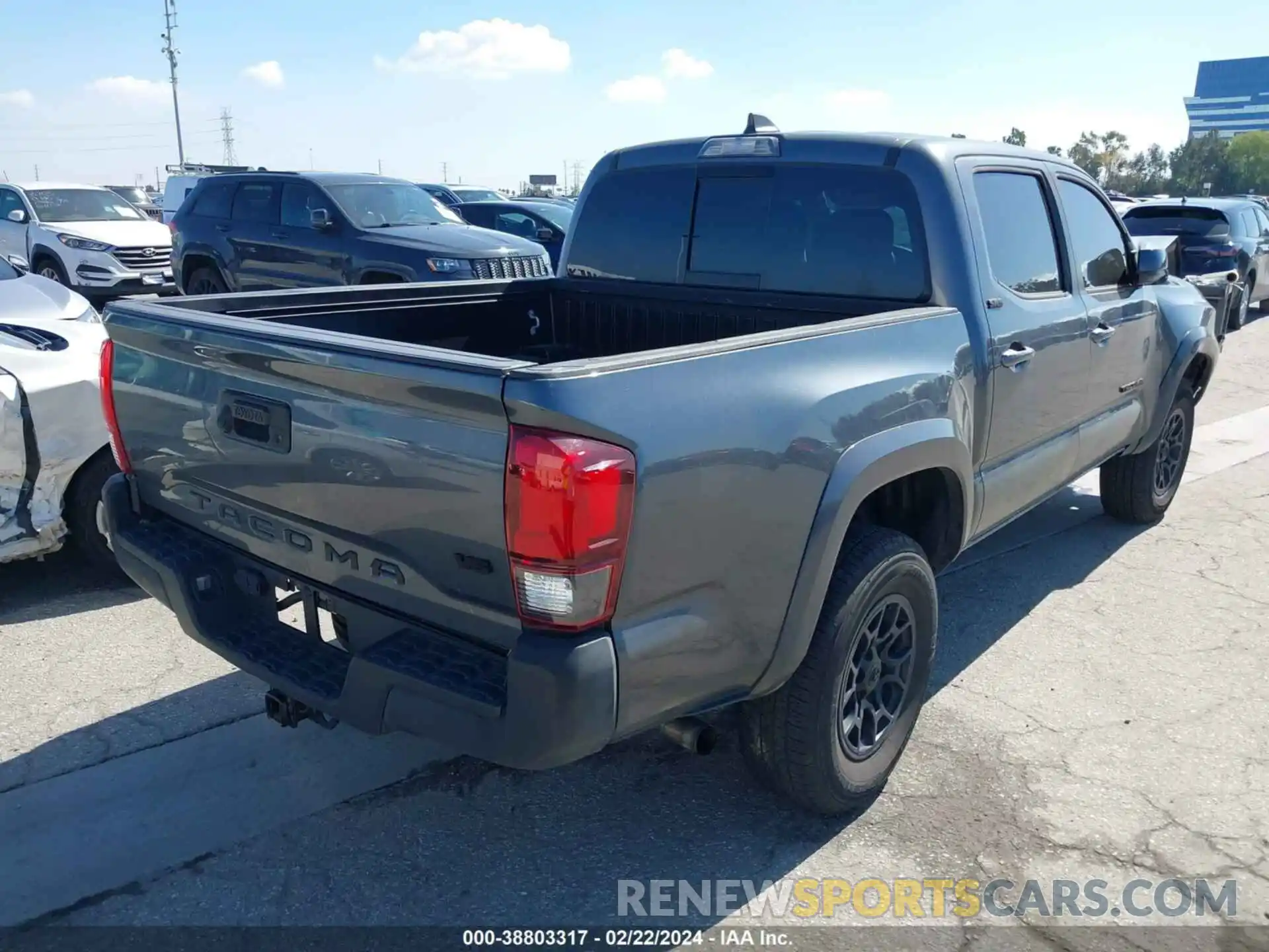 4 Photograph of a damaged car 3TMAZ5CN6MM149482 TOYOTA TACOMA 2021