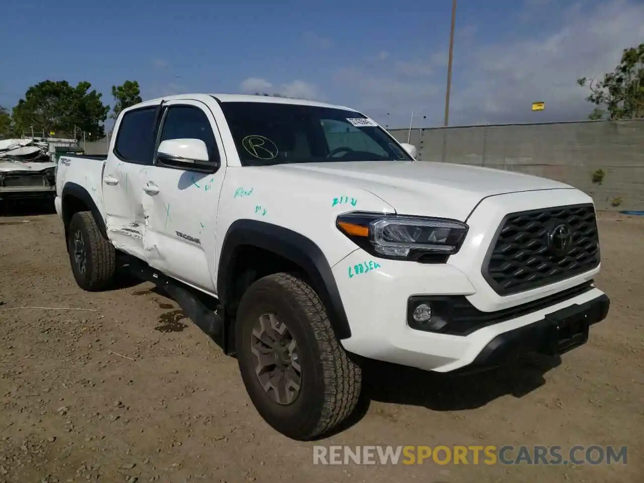 1 Photograph of a damaged car 3TMAZ5CN6MM150034 TOYOTA TACOMA 2021