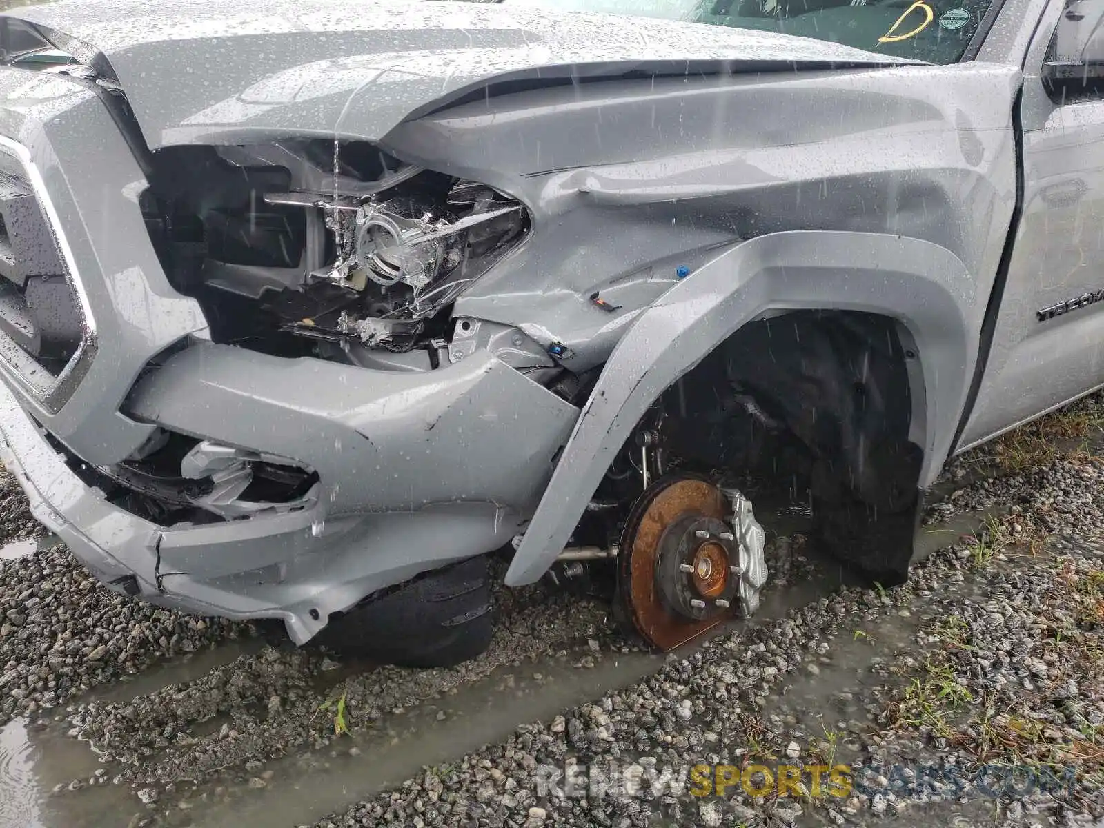 9 Photograph of a damaged car 3TMAZ5CN6MM153130 TOYOTA TACOMA 2021