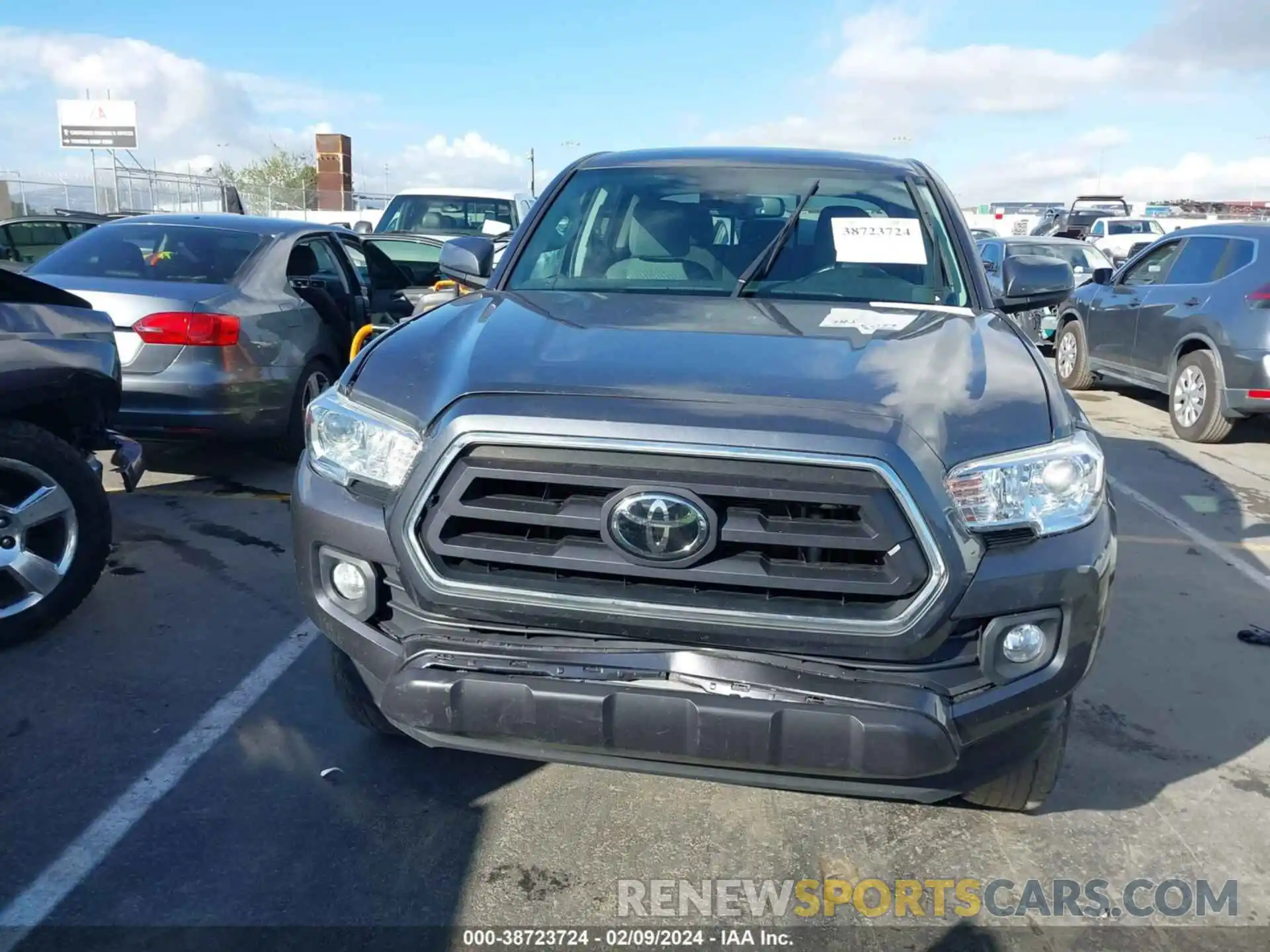 11 Photograph of a damaged car 3TMAZ5CN6MM153645 TOYOTA TACOMA 2021