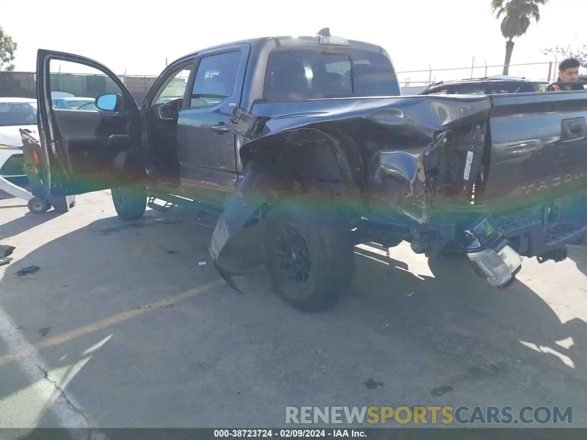 6 Photograph of a damaged car 3TMAZ5CN6MM153645 TOYOTA TACOMA 2021