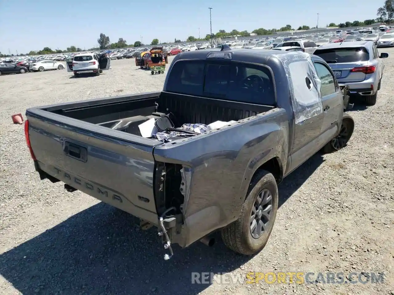 4 Photograph of a damaged car 3TMAZ5CN6MM156397 TOYOTA TACOMA 2021