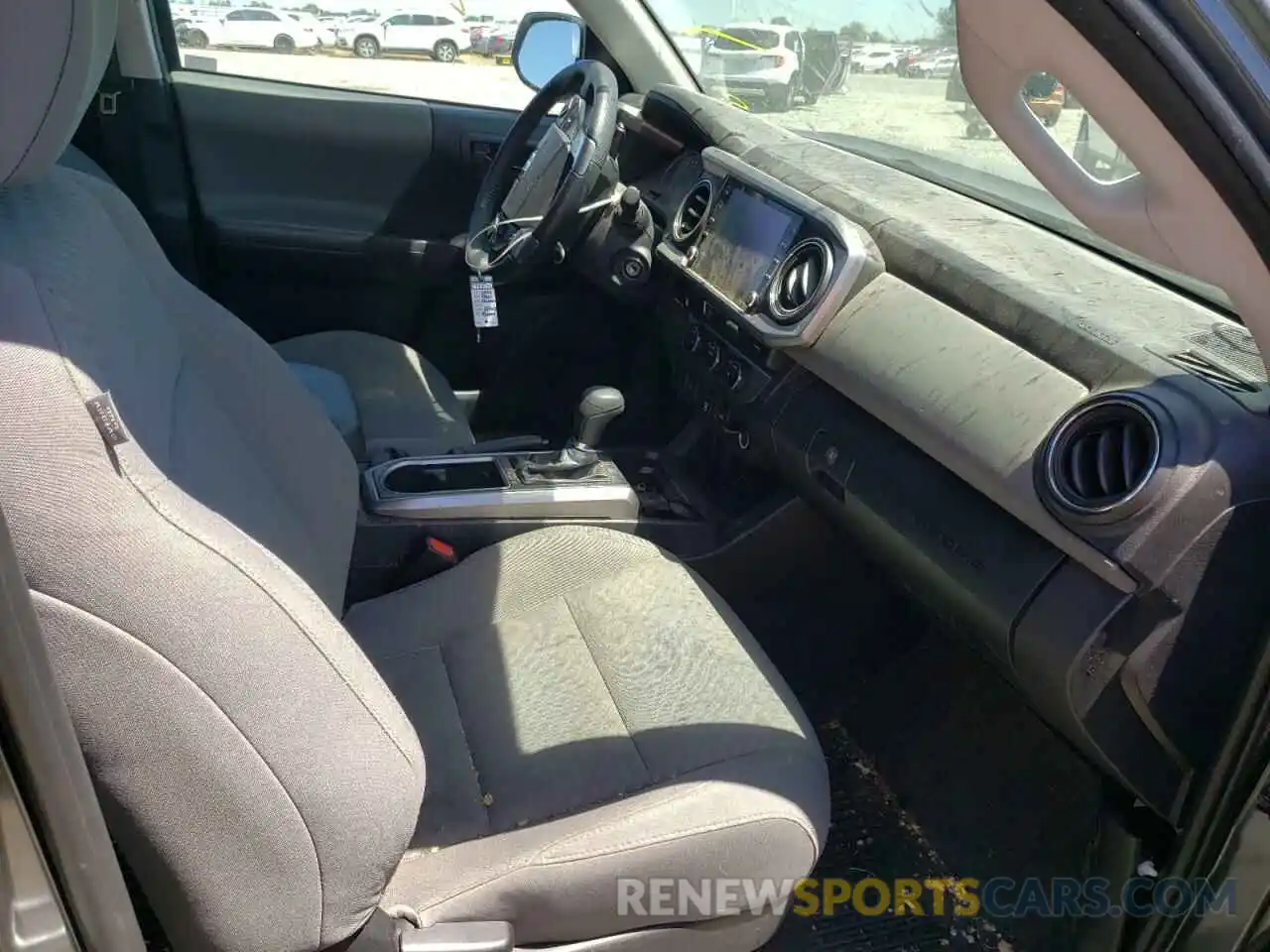 5 Photograph of a damaged car 3TMAZ5CN6MM156397 TOYOTA TACOMA 2021