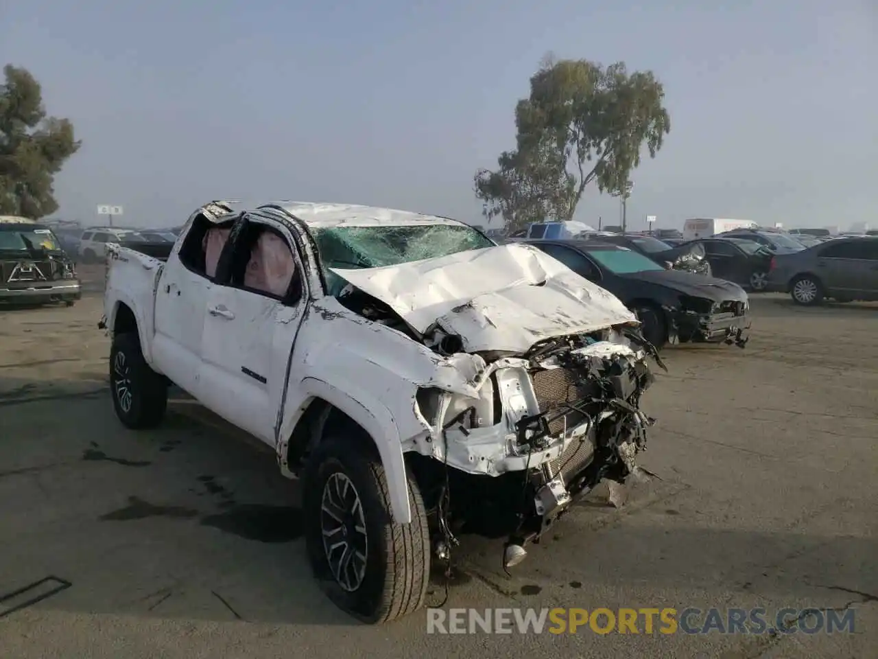 1 Photograph of a damaged car 3TMAZ5CN7MM145649 TOYOTA TACOMA 2021