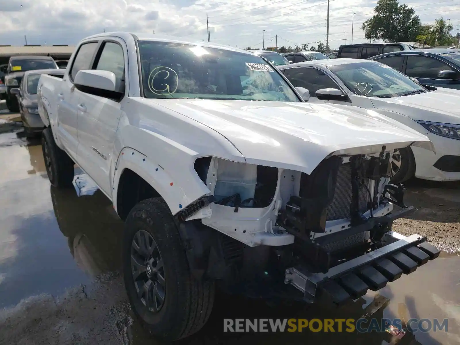 1 Фотография поврежденного автомобиля 3TMAZ5CN7MM148437 TOYOTA TACOMA 2021