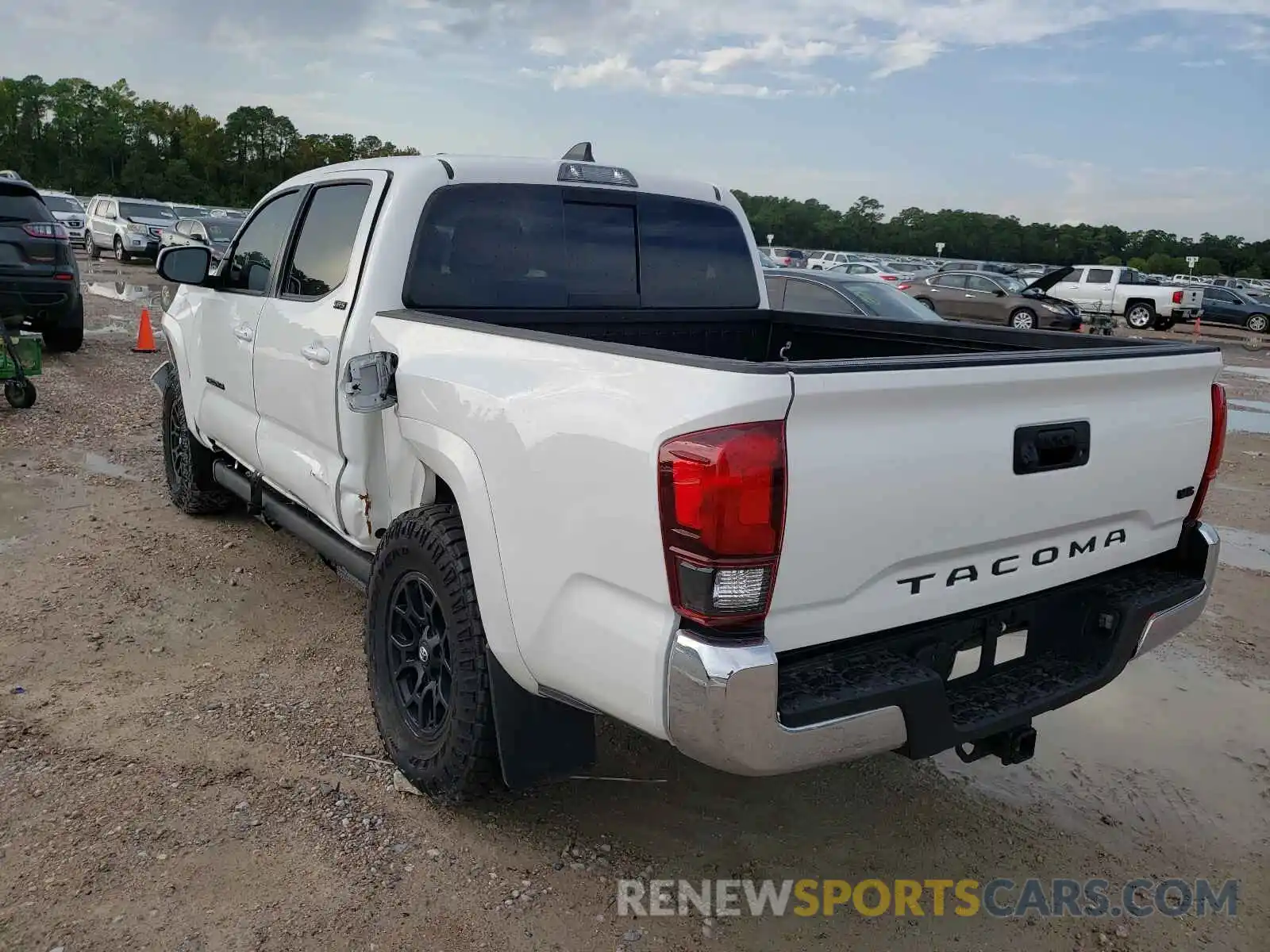 3 Photograph of a damaged car 3TMAZ5CN7MM152097 TOYOTA TACOMA 2021