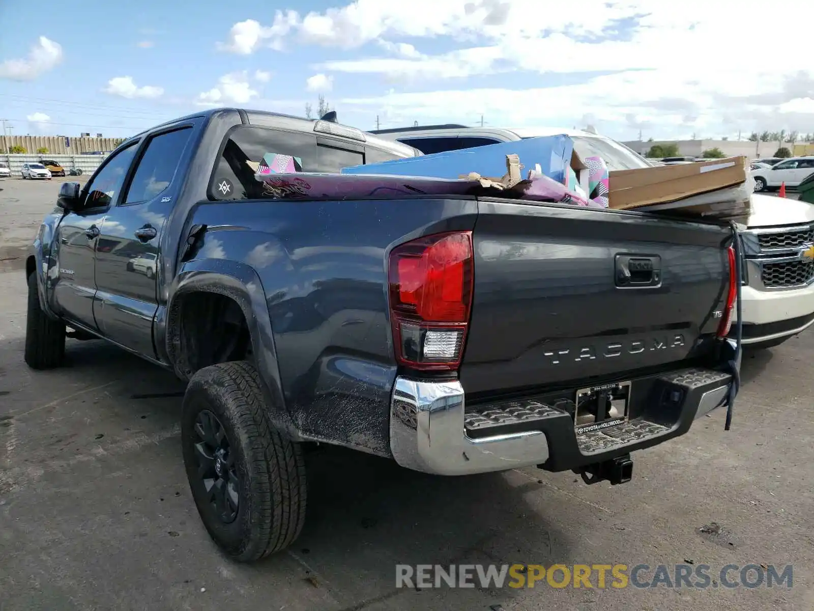 3 Photograph of a damaged car 3TMAZ5CN8MM142744 TOYOTA TACOMA 2021